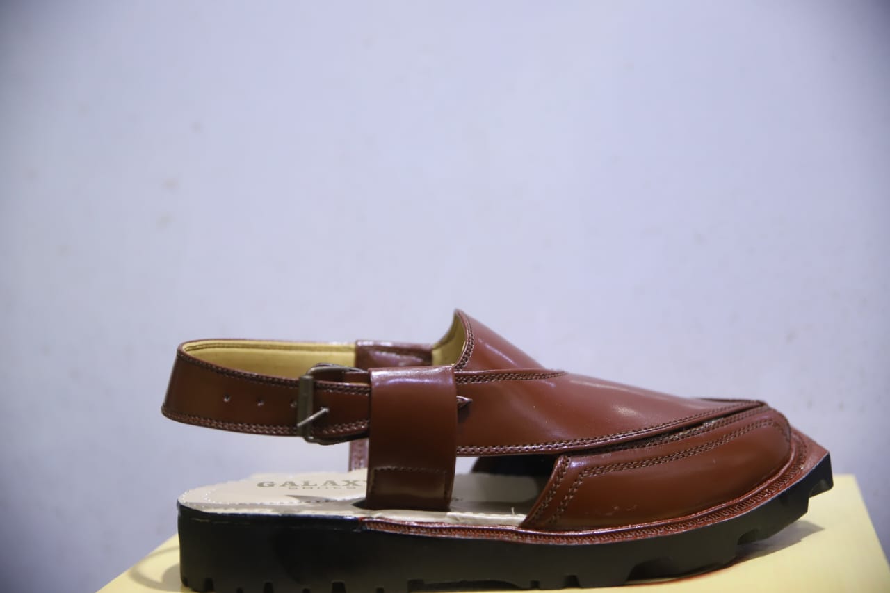 Brown Narozi Chappel | Soft Sole Narozi Chappel